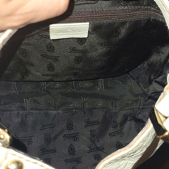 Gucci Guccissima Medium New Ladies Monogram Leather Hobo Bag🤍🤍🤍 - Picture 9 of 14